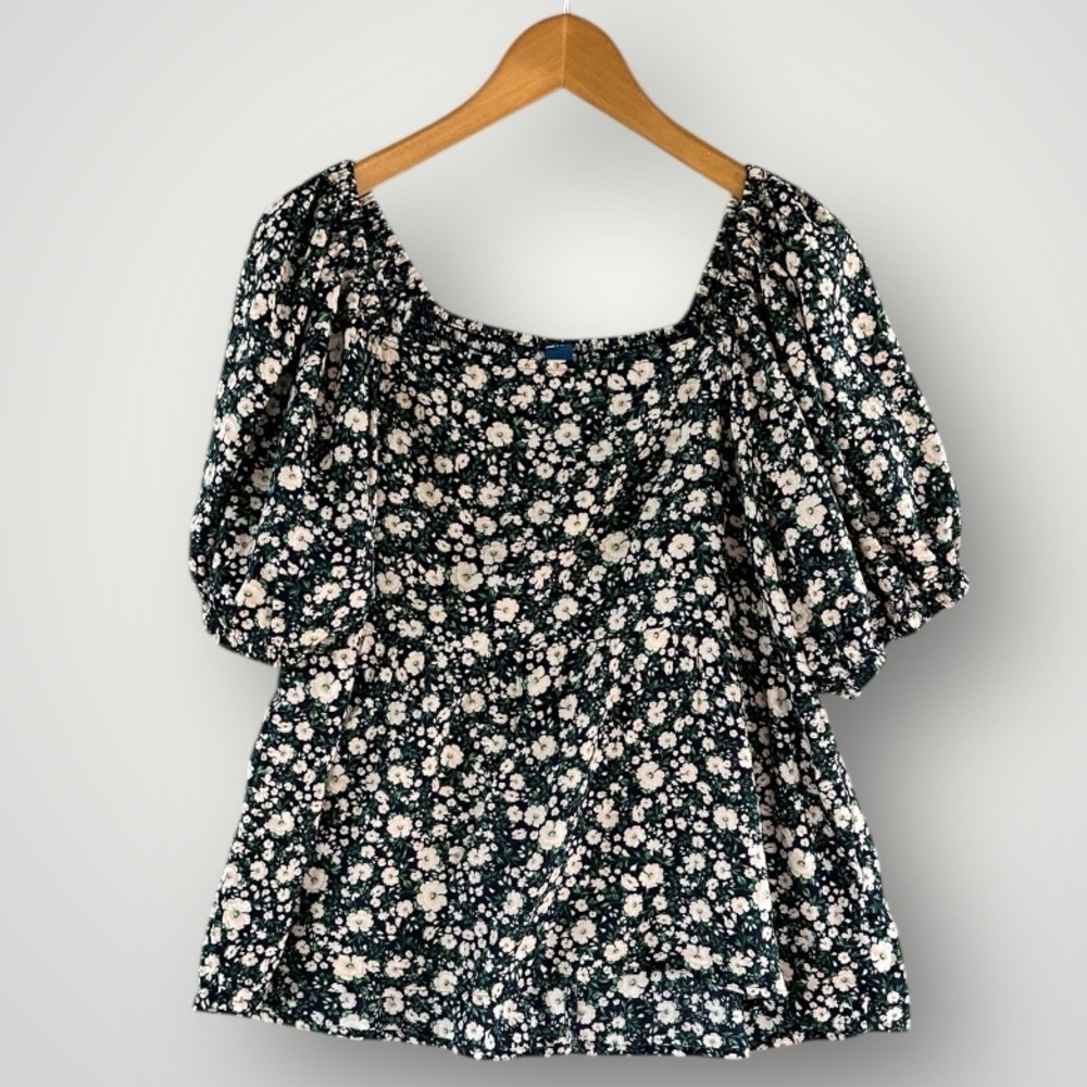Old Navy Black Floral Square-Neck Puff Sleeve Blouse